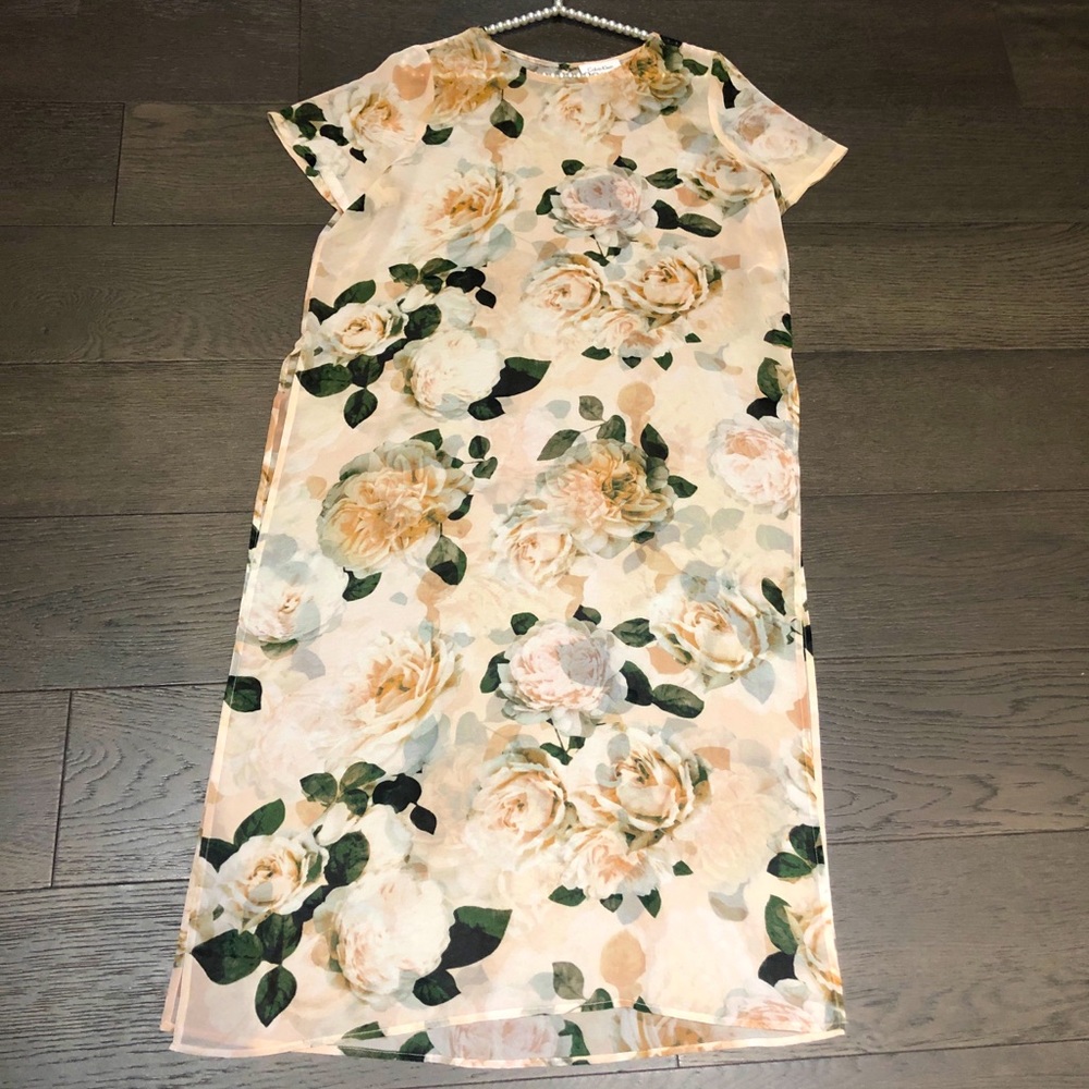 Calvin Klein Women’s Sheer floral tunic sz M